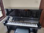 Yamaha U3E Keyboard