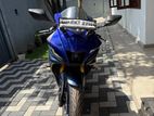 Yamaha YZF R15 V4 2025