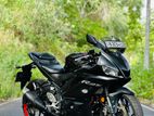 Yamaha YZF-R25 2022 2021