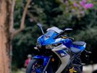 Yamaha YZF R25 2016