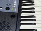 Yamaha PSR E233 Keyboard
