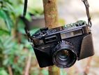 yashica electro 35 ( 1969 antique camera )
