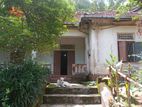 Yatiyantota, in Town Centre, 20.7 Perch Land with House for Sale