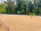 යක්කල කළගෙඩිහේන බිම් කොටසක් - නුවර පාරට ආසන්නව!