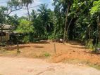 යක්කල නගරය ආසන්නයෙන් වටිනා නේවාසික බිම් කොටසක් / YS 14729