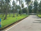 යක්කල සුපිරි බිම්කොටස්