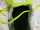 Yonex Velo 100