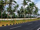 YOUR DREAM LAND AWAITS IN KIRIWATHTHUDUWA!
