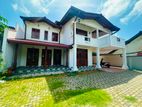 ( YS-1113) Valuable Three Storey House Sale in Nugegoda